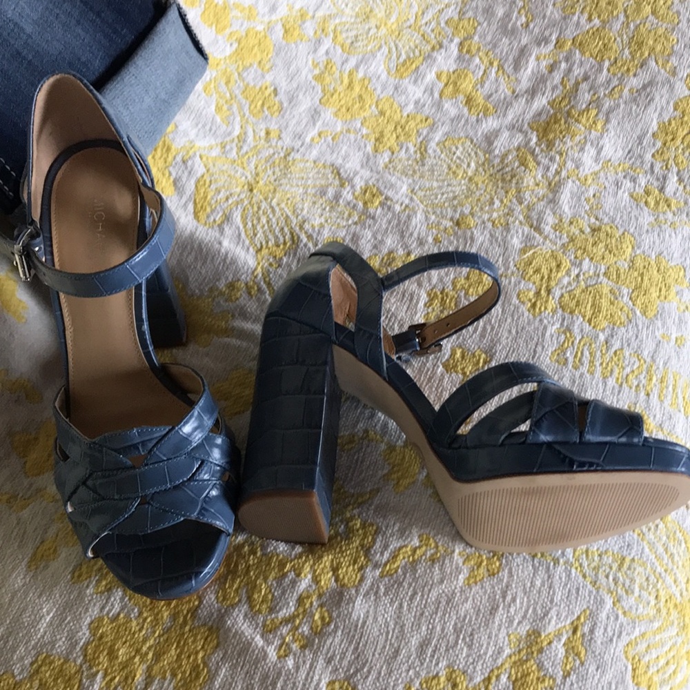 Michael Kors , blue croc leather platform shoes! - Picture 2 of 4